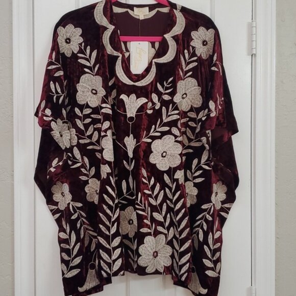 NWT Burgundy Velvet Embroidered top sz Med - Picture 1 of 10